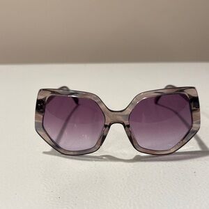 NWOT Ted Baker Geometric Full Rim Sunglasses in Grey